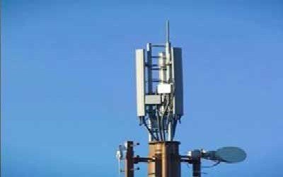 استكملت المؤسسة العامة للاتصالات تركيب 42 ألف خط انترنت وهاتف في أمانة العاصمة ومحافظات ذمار، إب والحديدة